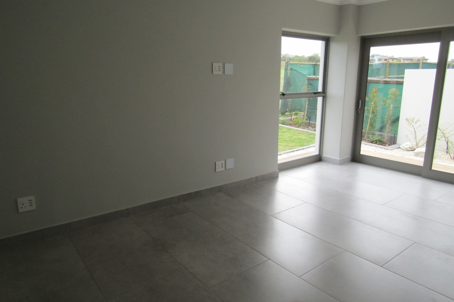 4 Bedroom Property for Sale in Oubaai Western Cape